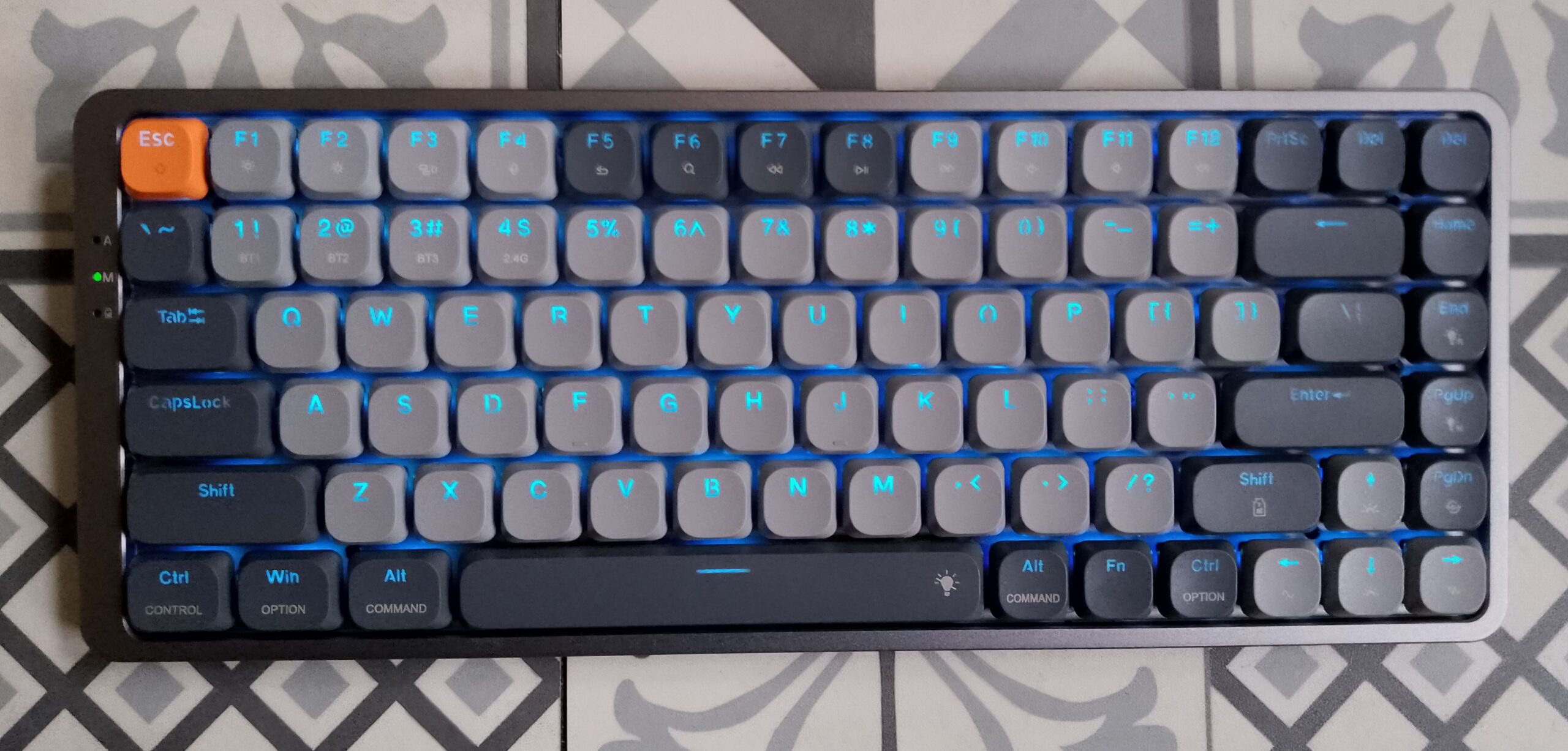 Redragon Azure K652 low-profile keyboard | moorereppion